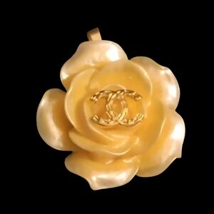 Coral/Peach Flower Zipper Pull with Gold Logo Chanel